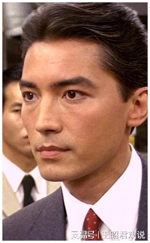 尊龙凯时人生就是博官网揭秘:女子七项全能冠军的幕后努力