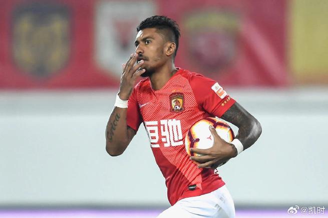 尊龙凯时:田径世锦赛400米接力赛,中国队冲击奖牌,田径世锦赛男子4x100米接力,每队可报6名选手参赛