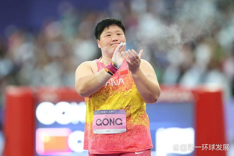 尊龙凯时：女子跳远决赛，运动员们奋力争夺奖牌