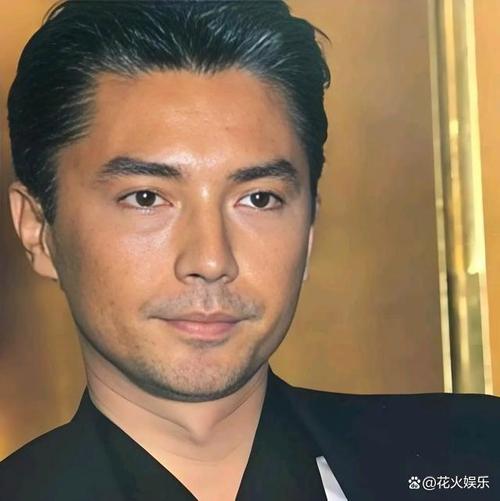 尊龙凯时app:中超赛场上的经典逆转,尊龙专访视频