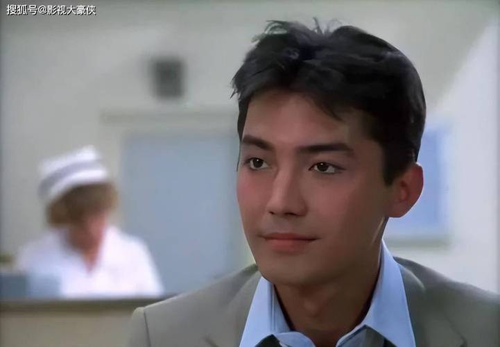 尊龙凯时官网聚焦：中超赛场上的新战术，尊龙专访视频